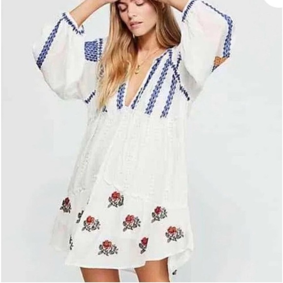 Free People Dresses & Skirts - Free People Wild Horses Boho Embroidered White Blue  Mini Dress  XS